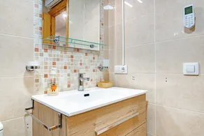 Ferienwohnung 'Casa Pera' mit privater Terrasse und WLAN - Image 3
