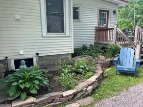 Village Hideaway, 1 bdrm efficiency, private entrance. On the Rail Trail. - Image 4