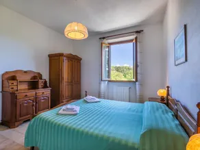 Cosy apartment in villa for 5 people with pool, WIFI, TV, terrace, pets allowed and panoramic view - Image 4
