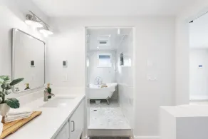 Hillside Hideaway- Container Home in Blowing Rock (4 miles from Appalachian Ski Mountain) - Image 2