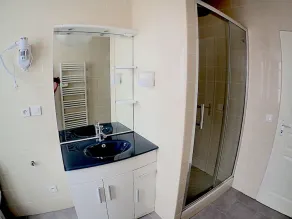 1 floor apartment privatized - Image 3