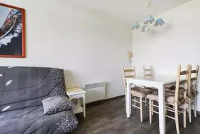 2 pièces 4 personnes - Sélection - vue sur le Port - Image 4