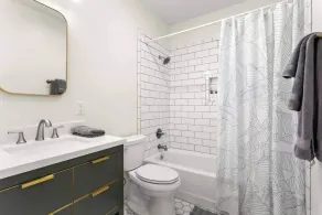 Garden District Studio Apartment - Gated Parking - Image 2