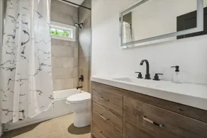 New Modern 4BR Smart Home Downtown Atlanta GWCC - Image 4