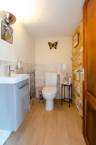 Unusual cottage, La Perle Noire With Breathtaking View-logis de Chalons Perigord - Image 3