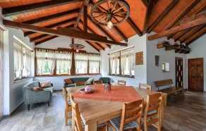 Amazing Home In Donja Pacetina - Image 3