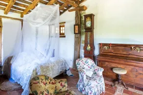 Holiday Home 'Dependance With Jacuzzi' with Terrace, Garden and Wi-Fi - Image 4
