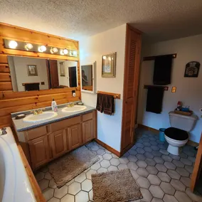 Bartlett Chalet: comer, cenar, beber, caminar, comprar, esquiar y relajarse! - Image 5