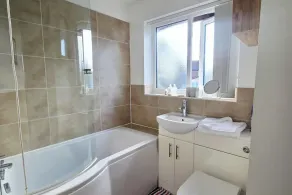Willow Retreat - House in Burbage- Sleeps2- Garden - Image 5