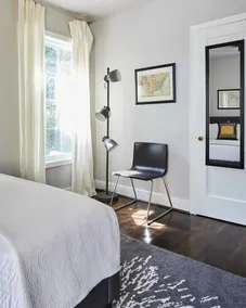 Modern, Pet-Friendly Retreat, Named Best BnB in Bham - Image 4