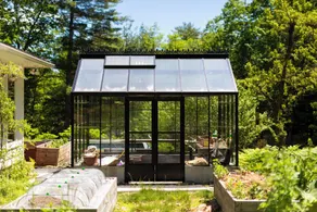 Upstate Kerhonkson Cottage on 2 acres w/ firepit and covered patio to guesthouse - Image 3