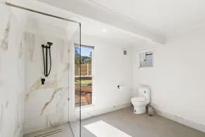 Quiet, cozy and calm 3 bedroom house. - Image 3