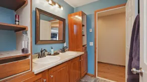 Rochester Lakeview 4br With Firepit Sleeps 6 4 Bedroom Home - Image 3