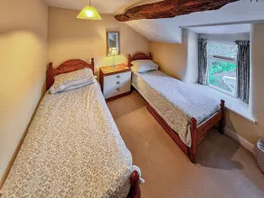 2 bedroom accommodation in Ambleside - Image 5