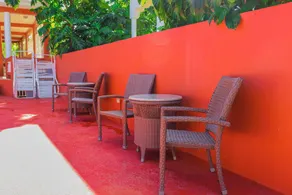 Paradise On The Rocks Hotel - Image 4