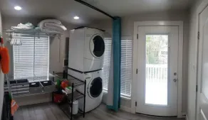Pet Friendly Little White House - Image 2
