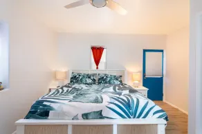 Crescent Moon Casita | Dog Friendly, Walk to Town, Private Outdoor Space - Image 5