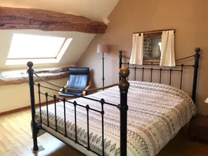 Idyllic 16th Century Stone Cottage - Image 3