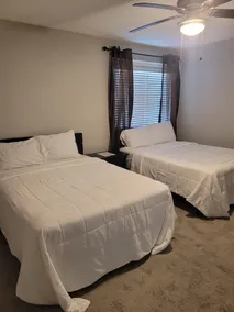 Lovely and Spacious one bedroom rental - Image 5