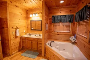 New River Front Log Cabin- 30 Mins to Skiing, Fire Pit, Dogs OK - Image 2