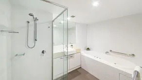 Central Coolum Penthouse with Rooftop Terrace - Image 3