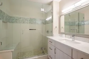 Updated Bella Vista Condo On Carlin Park -Walking Distance to Beach - Image 2
