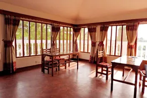 Skyway Hotel - Image 5