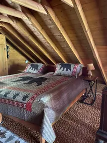 A True Rustic Cabin with Private Access to Bass Lake and Hiking Trails - Image 5