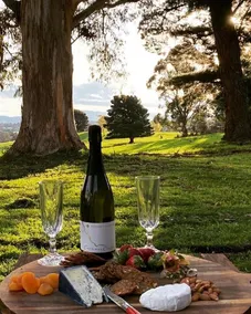 Woodside Country Retreat....home with a view - Image 4