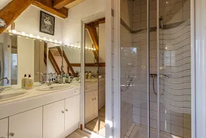 Holiday Home “Le Pigeonnier de Sinzelle” with Private Pool, Terraces, and Wi-Fi - Image 3