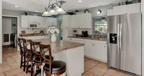 THIS IS THE HOUSE YOU'VE BEEN LOOKING FOR! 3 King Beds, Fence, Pets ok,  Pool - Image 4