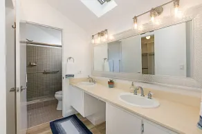 Gorgeous Oceanview Home! Steps to Beach, Pool & Pickleball - Image 4
