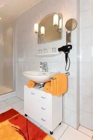 Appartamento accogliente e familiare con terrazza, barbecue e giardino - Image 2