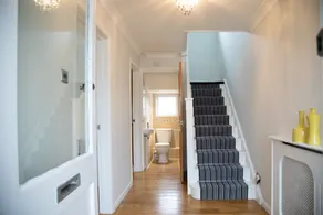 Centrally located home. Pet-Friendly! - Image 3
