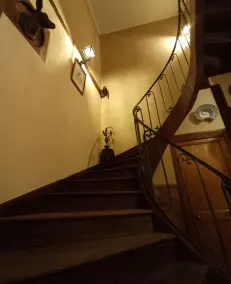 Superb townhouse - Image 2