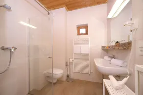 Staudis Skihütte Top5 Ferienwohnung im Hüttenstil Direkt an der Piste - Image 3