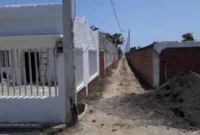 Beautiful Villa at General Villamil 5.5k - Image 2