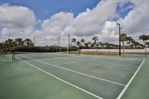 Oceanfront Townhouse with Shared Pools, Ocean View, WiFi, W/D, and Central AC - Image 4