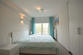 Stylish Apartment With Sunny Terrace - Image 4