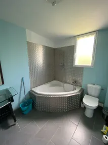 Maison Moderne Avec Piscine Chauffée Dans la Baie du Mont st Michel 200m2 - Image 5