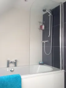 STONEHAVEN - Njut av modern stil Bo i 3 bädd lägenhet 80 meter från havet - Image 3