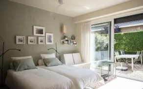 Design vacation studio, close to the sea with private garden, parking and bicycle storage - Image 5
