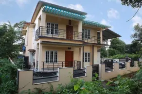 Zicilys Garden Home stay and service villa( Service Villa) - Image 2