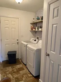 Charming Cottage in Private Lake Community (Pet-Friendly!) - Image 2