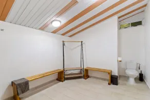 2BR Moorea Retreat with Private Canal & BBQ - Image 5