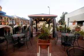 Atrium Inn - Image 5