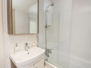 NUMBER 10, pet friendly, country holiday cottage, with pool in Warton - Image 5