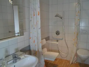 Vacation home Gramm - 9-bed apartment, shower, WC, non-smoking - Image 2
