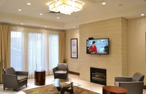 Quality Inn & Conference Centre Calgary - Macleod Trail - Image 2