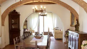 Splendid farmhouse in the heart of the Val d'Orcia - Image 4